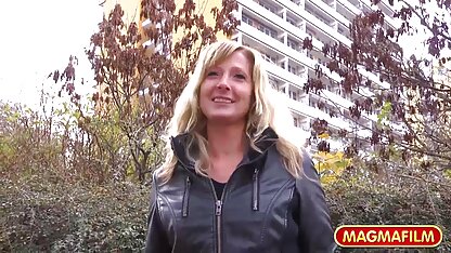 Angelica hollandse oma neuken kitten