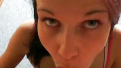 Amanda, geniet gratis sexdating met oma van de zomer.